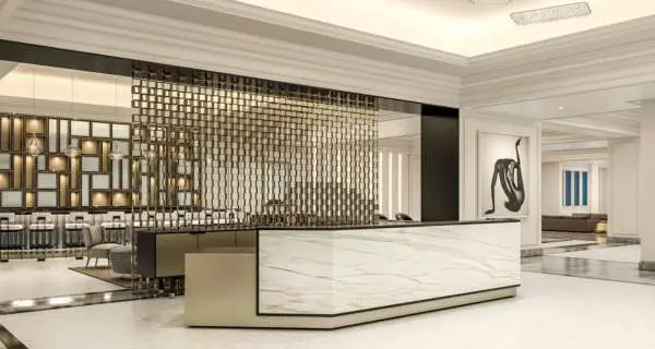 Interior blanco del hotel Four Seasons de Chicago.