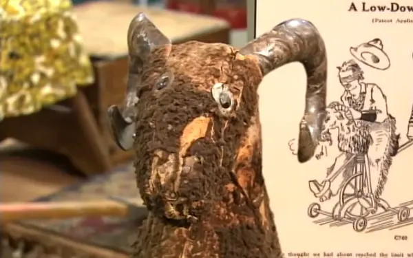 Exhibición de cabras montesas en el museo DeMoulin