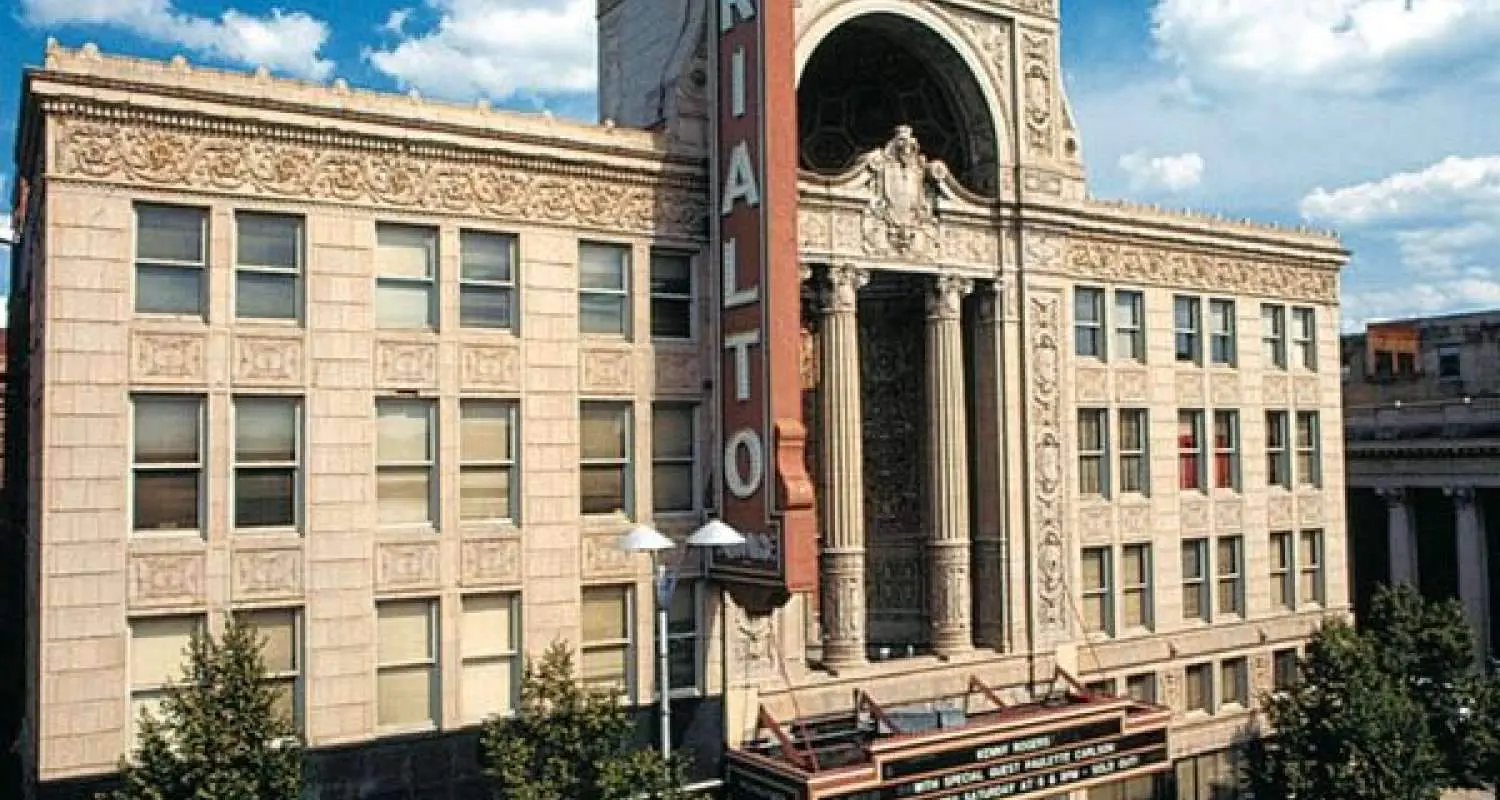 Exterior del teatro de la plaza de Rialto