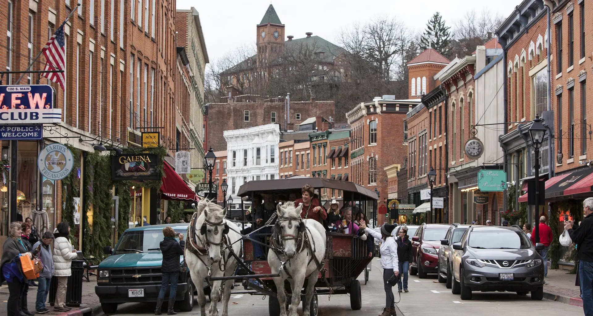 paseo en coche de caballos durante el fin de semana nouveau