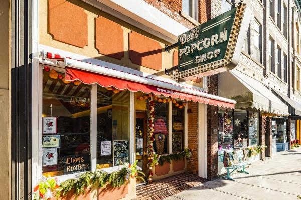 Del's Popcorn Shop