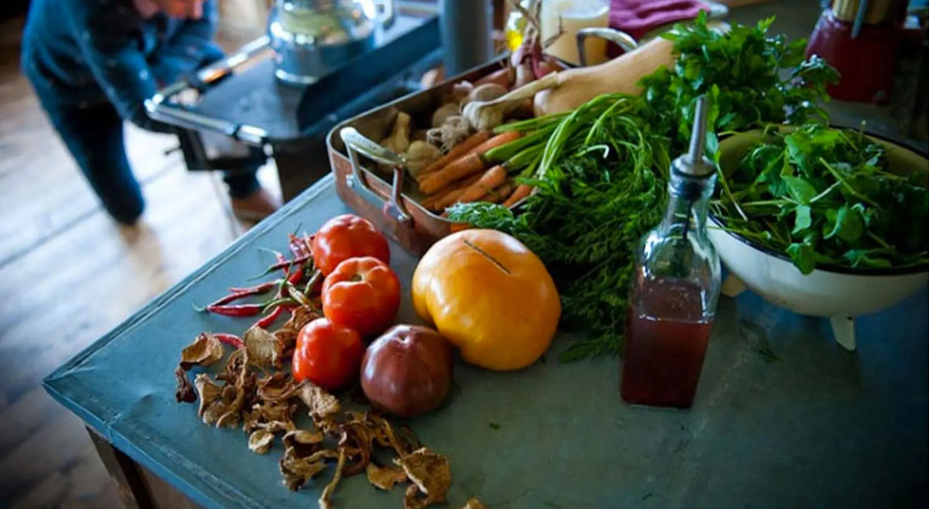 Verduras sobre una mesa