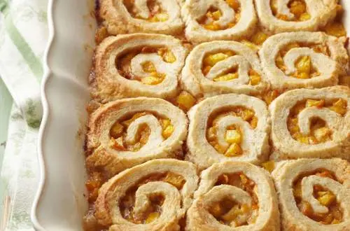 Rollitos de melocotón de hojaldre