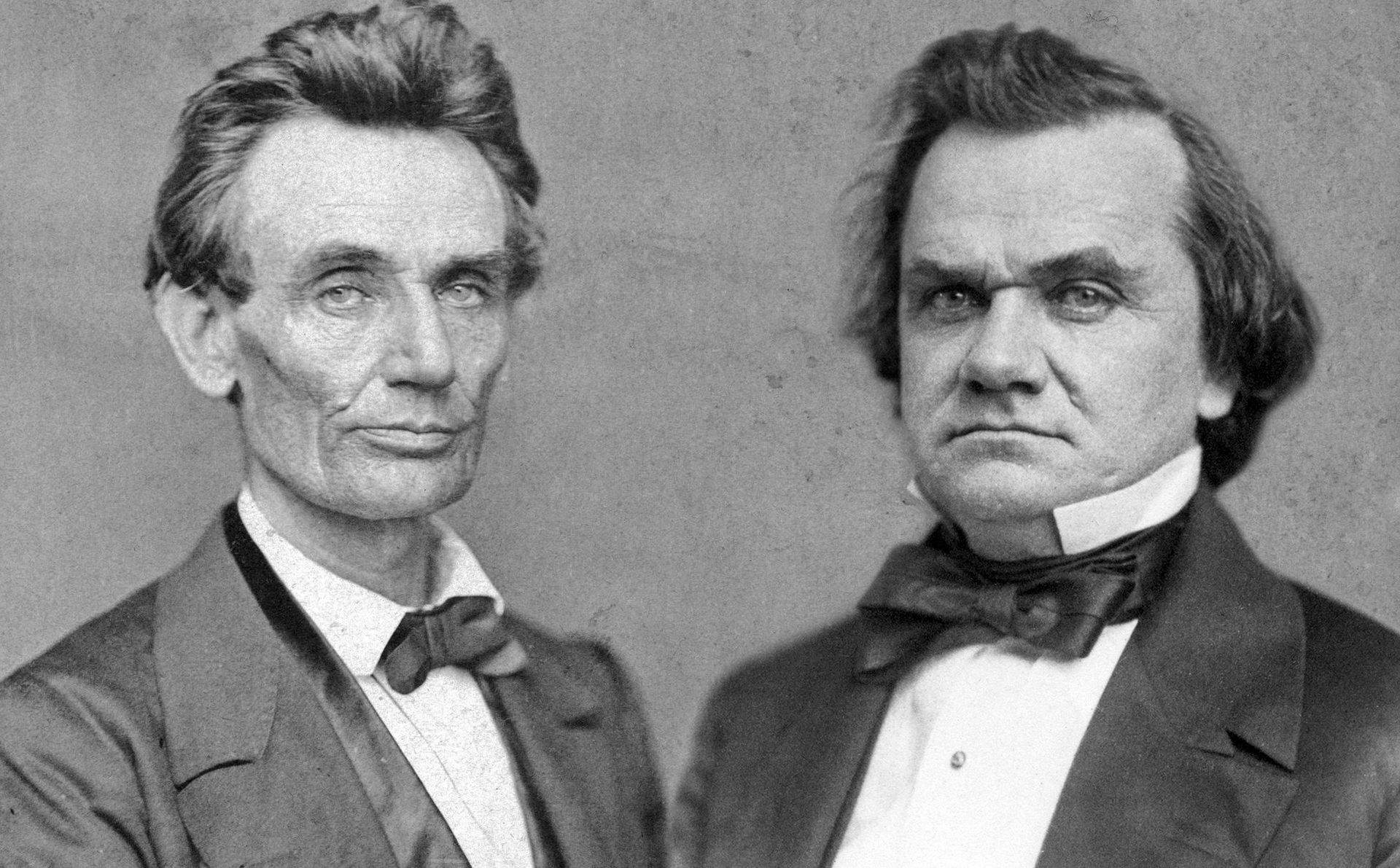 Retratos históricos en blanco y negro de Abraham Lincoln y Stephen Douglas, durante su carrera por el Senado en 1858.
