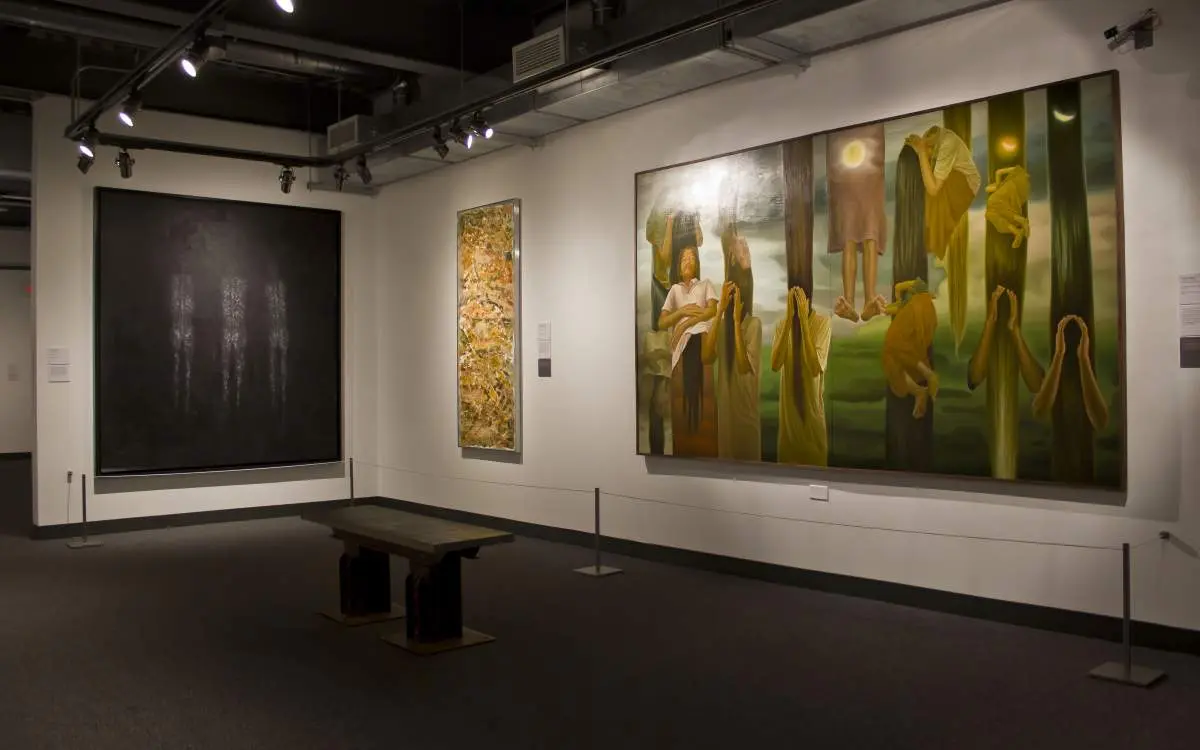 Pinturas en el Museo del Holocausto y Centro de Educación.