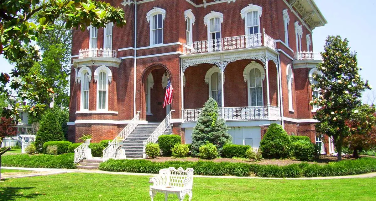 El exterior de un edificio 