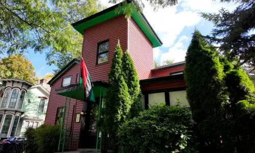 El Museo Afroamericano en England Manor