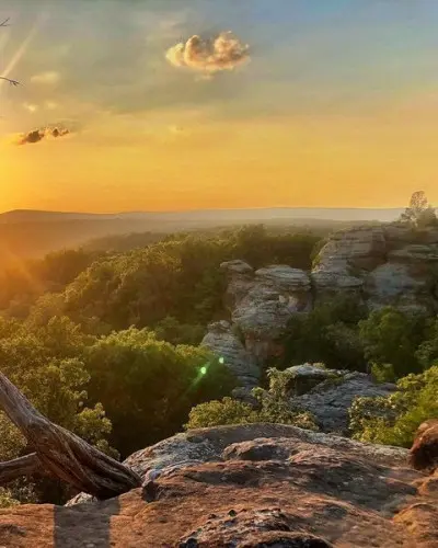 Puesta de sol en el jardín de los dioses