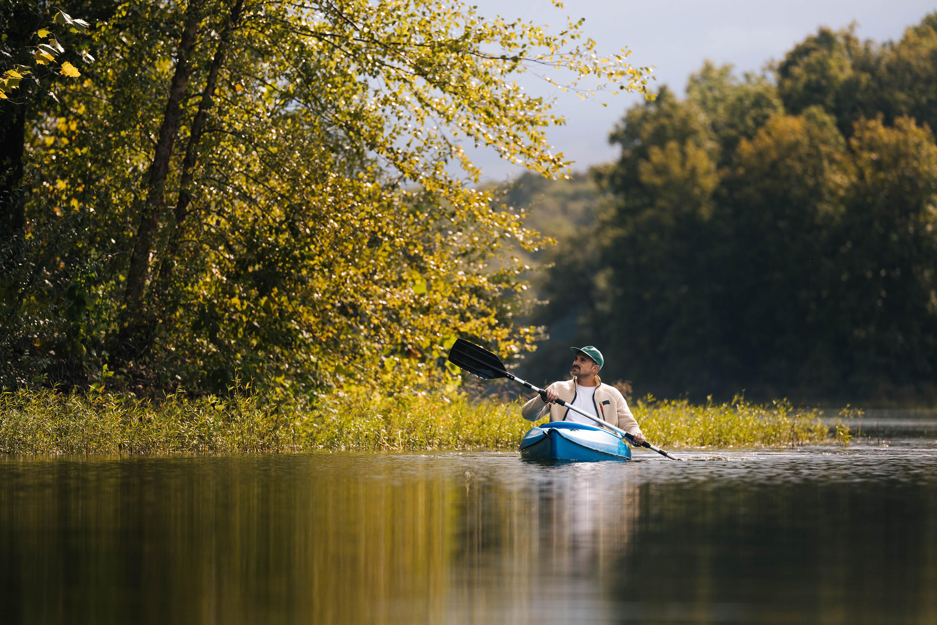 Kayak en el lago Devils Kitchen