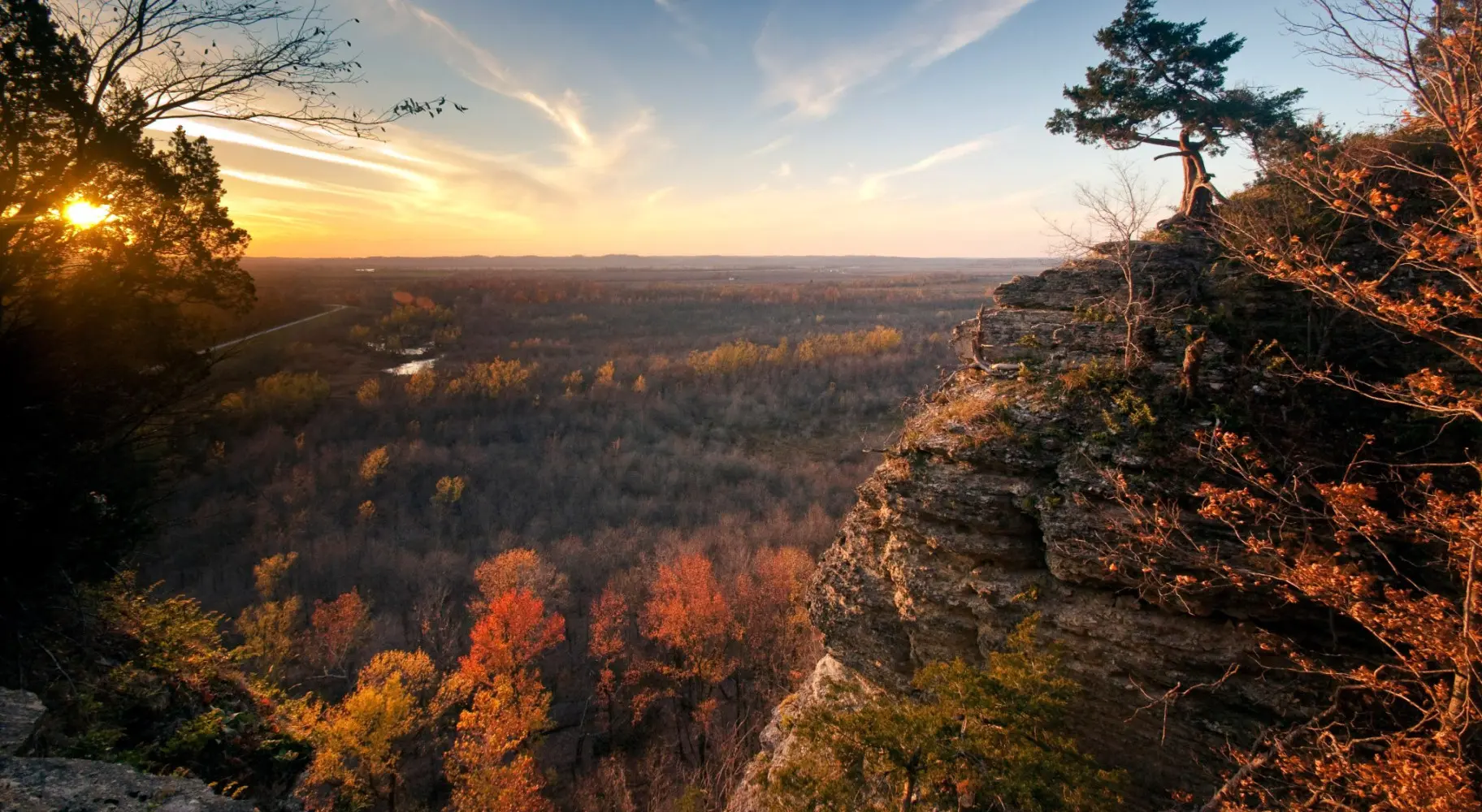 Puesta de sol en el Bosque Nacional de Shawnee