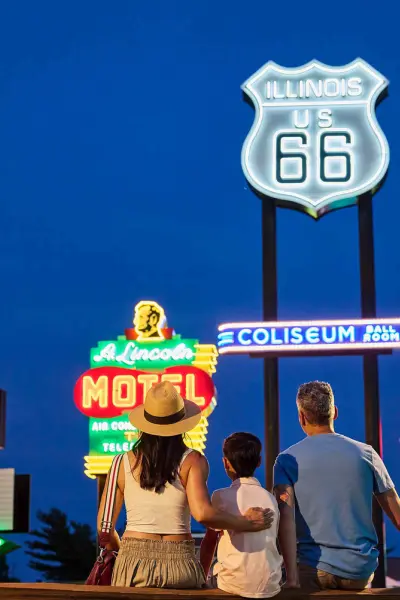 16 Experiencia en Illinois 66 de Illinois