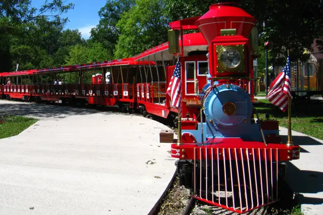 Un tren rojo